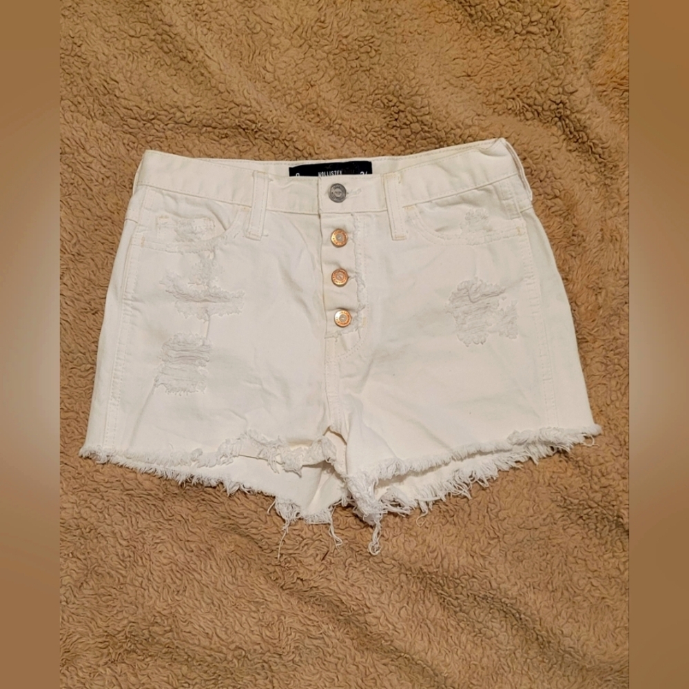 Hollister White Denim Shorts O/24 NWOT - Picture 2 of 8